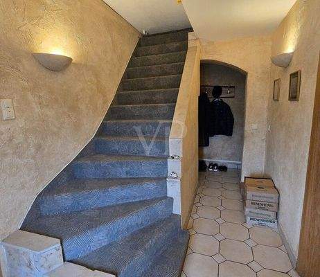 Treppe zum Dachgeschoss