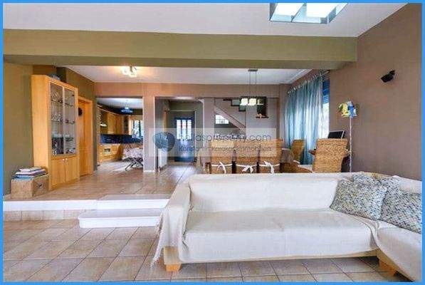 9d68eaabf7ec4968bf8c61118d6e0d25-original