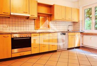 Küeche Wohnung 6 Quer Wasserzeichen.png