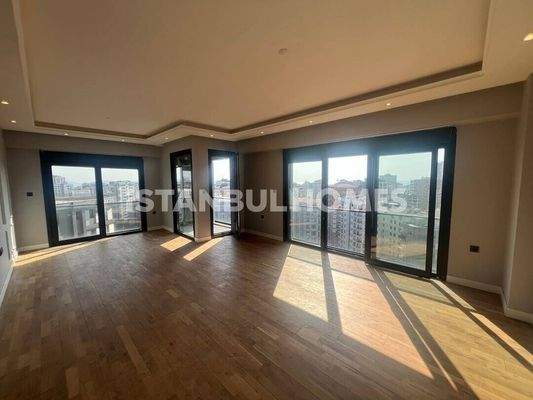Apartment Close to the Marmaray Train Station in Kadikoy Istanbul