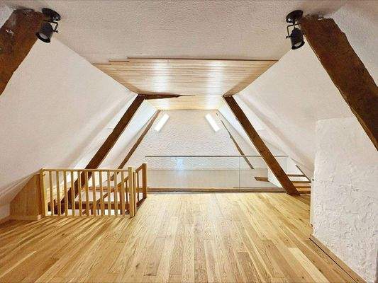 Die 2. Ebene mit der schönen Galerie