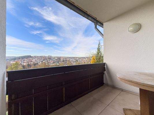 05_2 Balkon mit Weitsicht