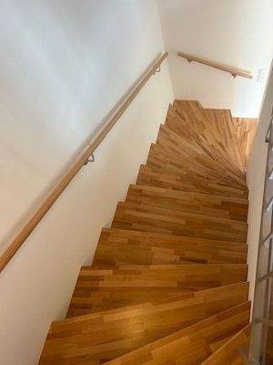 Treppenhaus von OG ins EG