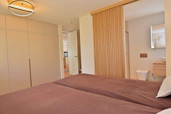 Masterbad am Schlafzimmer