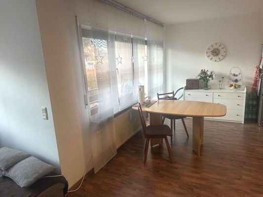 Essen und Balkon
