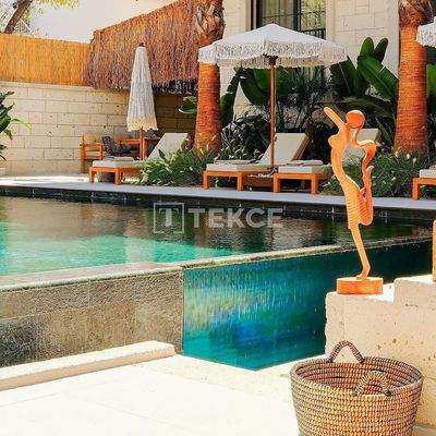 Boutique Hotel with Pool Close to Center and Beaches in Alaçatı Çeşme