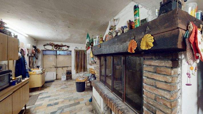 TR-074-9-Proprieta-su-2-livelli-a-Monzambano-11282