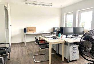 Büro1.jpg