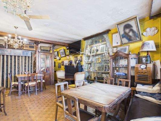 parte davanti locale 