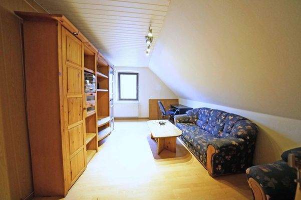 Kinderzimmer DG zur Gartenseite