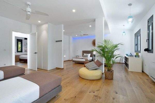 Kreta, Chania: Luxuriöse Villa mit Meerblick und Gästestudio in Agios Matthaios zu verkaufen