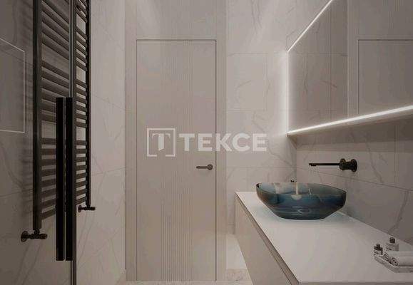 New-Build Apartments for Sale in İzmir with City Views