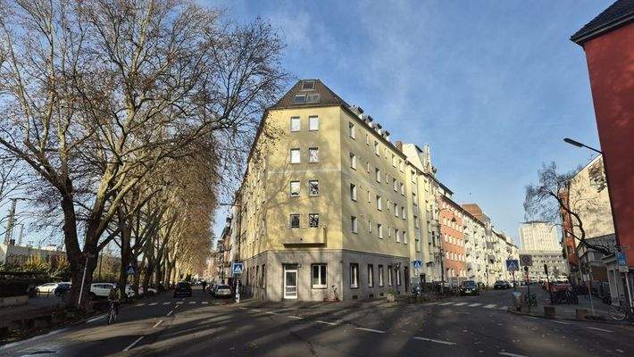 Blick Richtung Luxemburger Straße und Barbarossaplatz