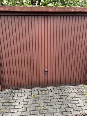 Garage plus Stellplatz