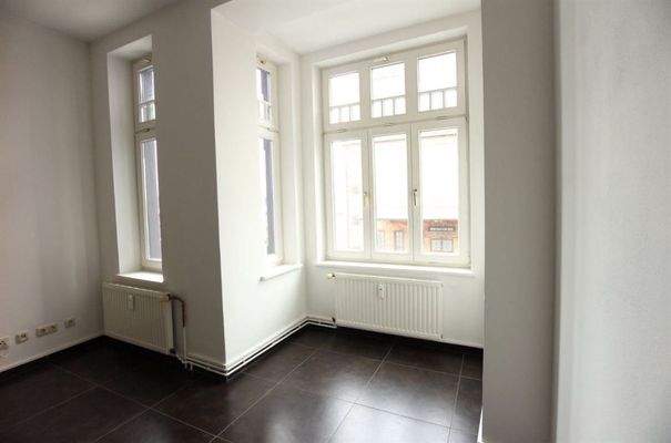 Wohn- und Geschäftshaus