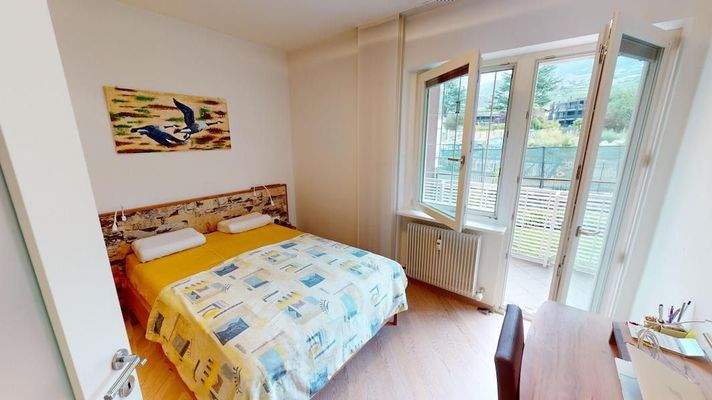 Meran-Obermais-Schwimmbad-Park-AltoAdige-Bilocale-Vollmöbliert-Saniert