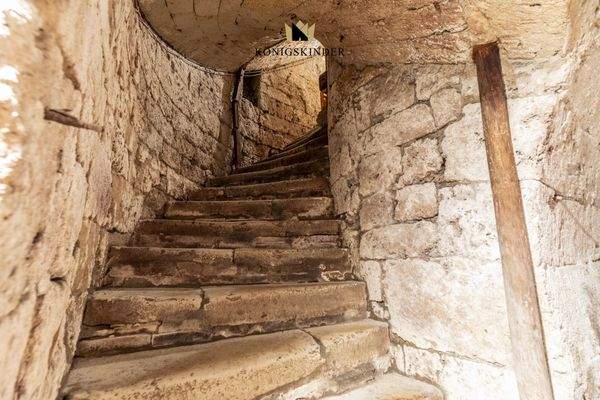 Auf- und Abgang zum großen Gewölbekeller