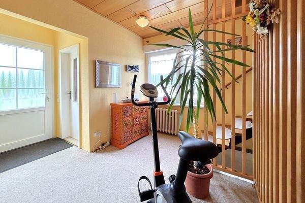 Windfang mit angrenzender Diele