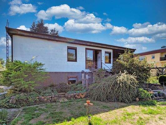 makellos 01 EFH Bützow  - Hausansicht.jpg