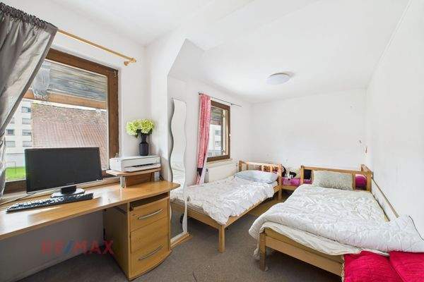 Schlafzimmer / Top 2