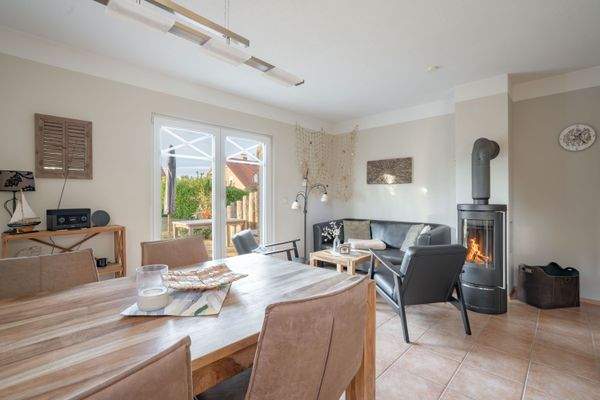 Wohnraum mit Essbereich