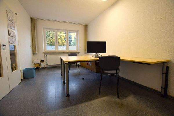 Büroraum im EG
