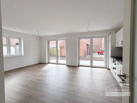 Wohn- und Esszimmer mit offener Küche (5)