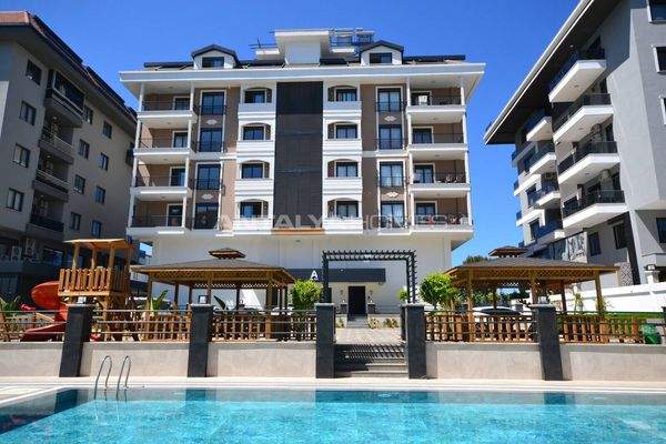 Real Estate Near the Sea in a Complex with Rich Facilities in Alanya