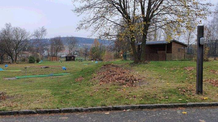 Blick auf Baugrundst. 3