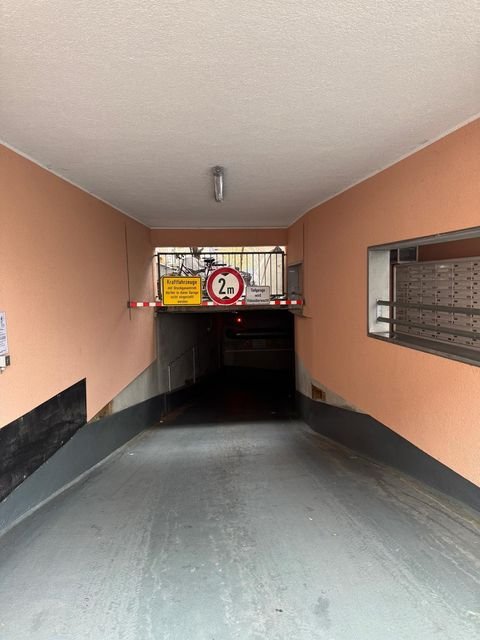 Fürth Garage, Fürth Stellplatz