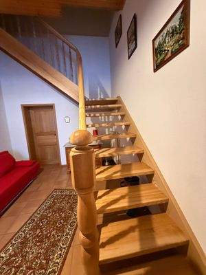 Vorraum mit Treppe zum Dach WHG 2