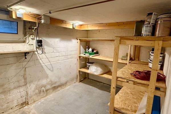 Ein weiterer Abstellbereich im Keller.