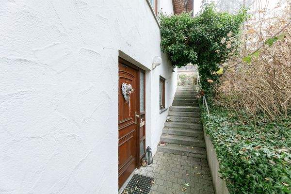 Treppe zur Einliegerwohnung