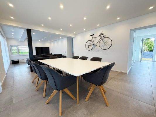 Blick ins Wohnzimmer