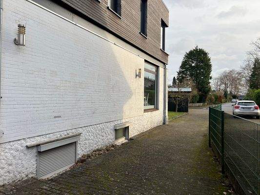 Zugang zur Garage 3.JPG