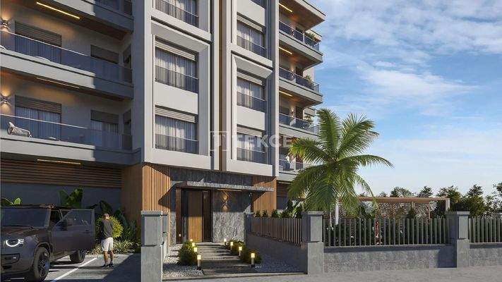 Apartments in a Complex with Pool Near the Beaches in İzmir