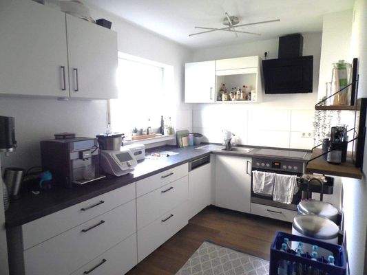 Küche kann abgelöst werden.JPG