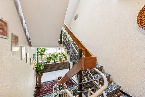 Treppenhaus mit Treppenlift