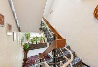 Treppenhaus mit Treppenlift