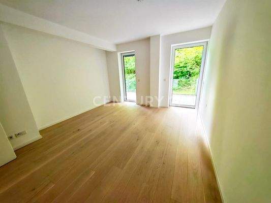 tolles lichtdurchflutetes Schlafzimmer