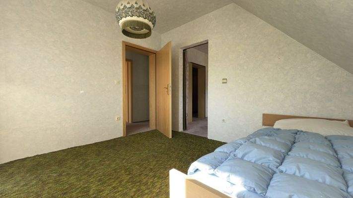Schlafzimmer 3 DG