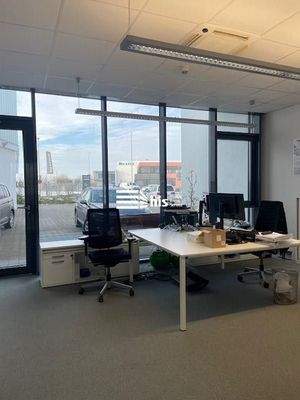 Büro u. Empfang EG