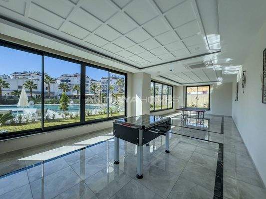 Modern Real Estate Close to the Seacoast in Alanya, Avsallar