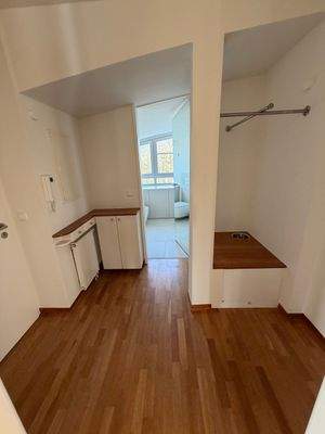 Eingangsbereich mit Garderobe