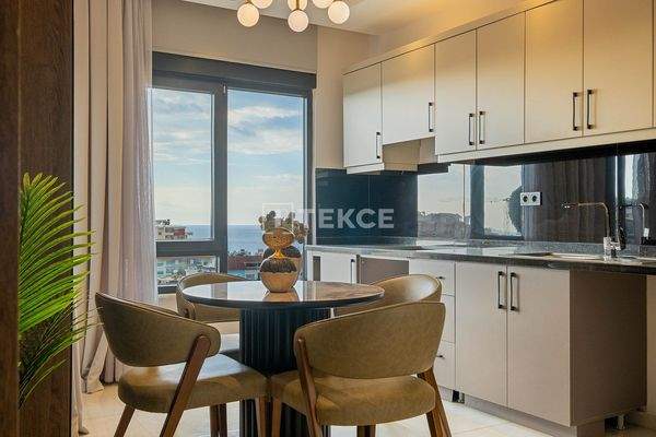 Real Estate in a Two Block Complex 600 M from the Sea in Alanya