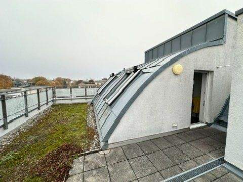 Dachterrasse und Außenansicht