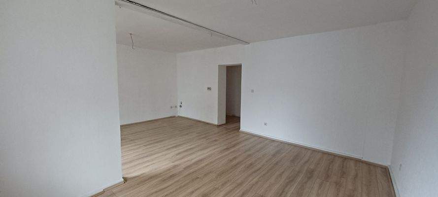 Wohn-Esszimmer (3).jpg