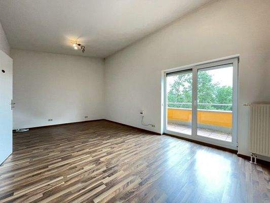 DG Studio mit Balkon