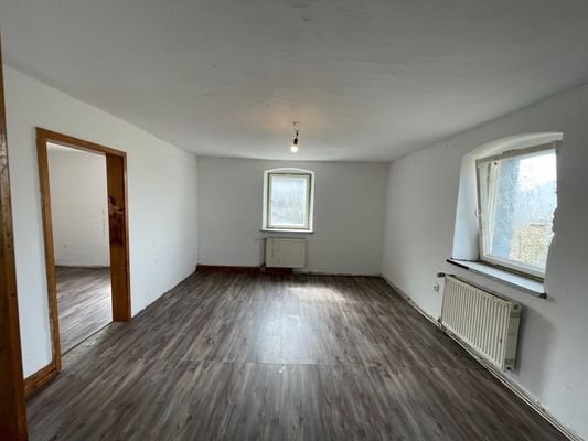 21_Schlafzimmer 1 Wohnung Erdgeschoss.JPG