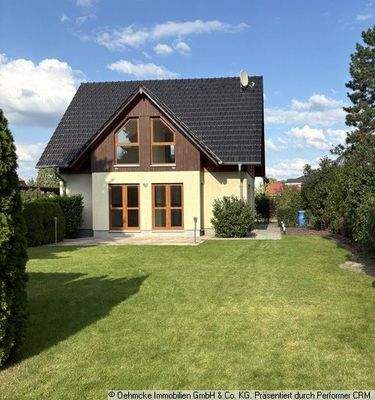 Hausansicht Gartenseite 